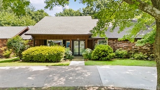 3305 E Harris Rd, Muskogee, OK 74403