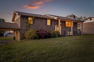 262 W Reed Rd, Lafayette, GA 30728