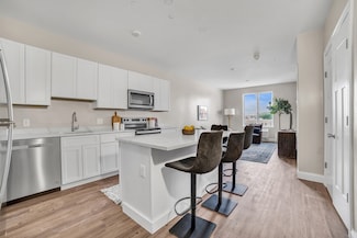 127 Centre St Unit 304, Brockton, MA 02302