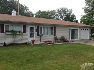 1110 Catalina Ave, Fort Wayne, IN 46825