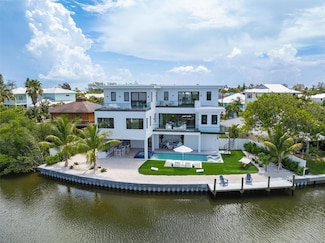 111 Gull Dr, Anna Maria, FL 34216