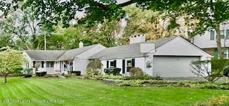 6160 Worlington Rd, Bloomfield Hills, MI 48301