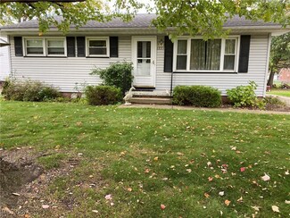 1921 38th St NE, Canton, OH 44705