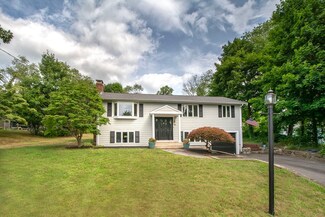 48 Pin Oak Dr, Scituate, MA 02066
