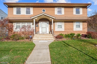 136 Clifton Blvd, Clifton, NJ 07011