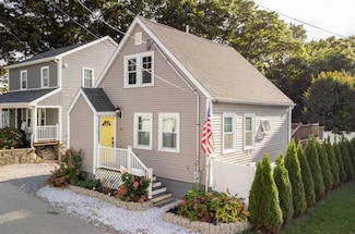 15 Kilby St, Quincy, MA 02169