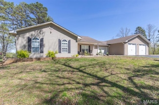 2135 Carter Route D, van Buren, MO 63965