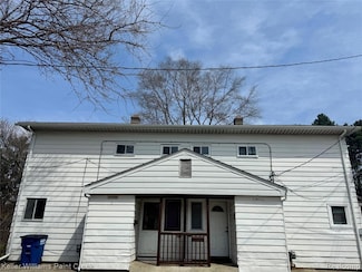 31956 Charlevoix Ct, Westland, MI 48186