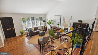 521 Monticello Blvd, Alexandria, VA 22305