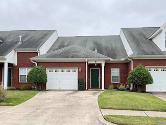 472 Shamrock Dr, Madison, AL 35758