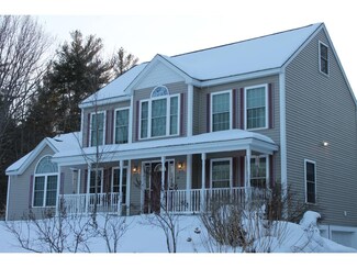14 Lilac Ln, Sandown, NH 03873