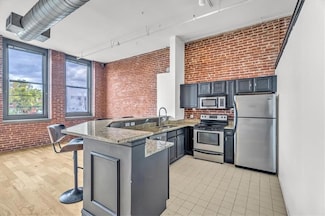 200 Main St Unit 211, Kansas City, MO 64105