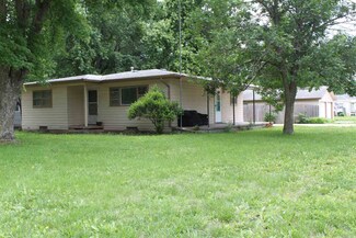 501 E 4th St, Sedgwick, KS 67135