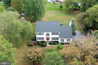 45 Sheffield Dr, Columbus, NJ 08022