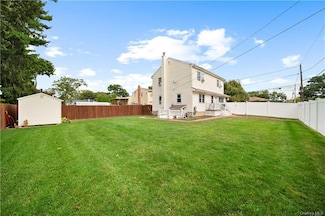 78 Jefferson Ave, Deer Park, NY 11729