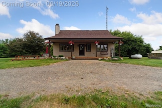9808 Crofoot Rd, Fowlerville, MI 48836