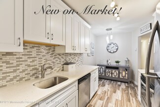 163 Cross Slope Ct Unit E, Manalapan, NJ 07726