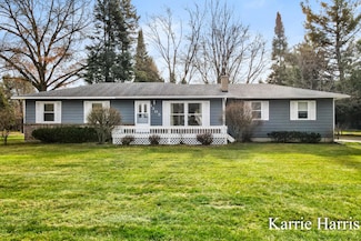 1305 W Ellis St, Belding, MI 48809