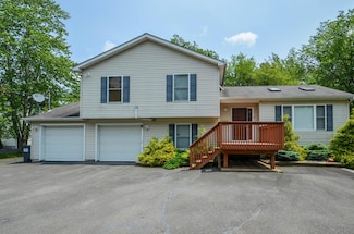 1214 Shadblow Rd, Pocono Summit, PA 18346