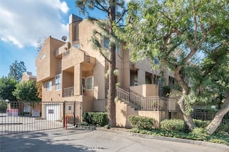 18730 Hatteras St Unit 1, Tarzana, CA 91356