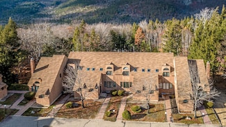 9 Top Notch Rd, Bartlett, NH 03812