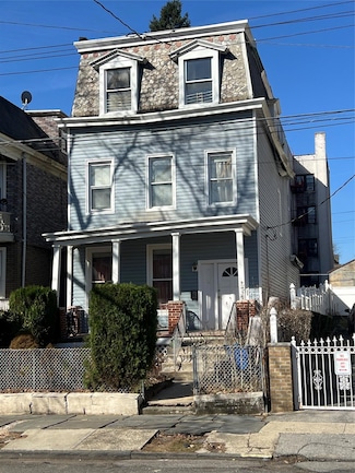 16 N 9th Ave, Mount Vernon, NY 10550