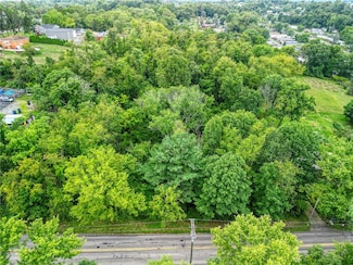357 Logan Rd, Imperial, PA 15126