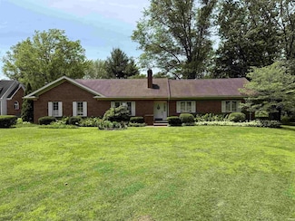 2807 Avondale Rd, Vincennes, IN 47591