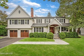 7 Colonial Ln, Riverside, CT 06878