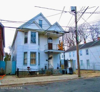 11 Paulding St, Schenectady, NY 12308