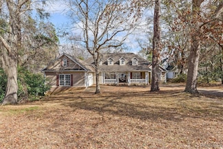 239 Cypress Cove Dr, Eufaula, AL 36027