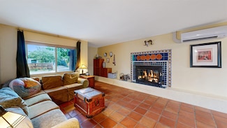 508 Camino Solano, Santa Fe, NM 87505