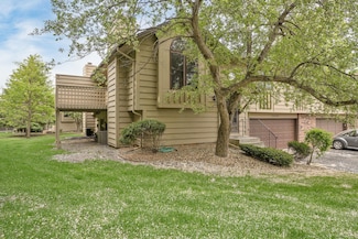 3928 Orchid Ln N, Plymouth, MN 55446