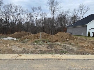 826 Kings Ct, Union Township, IN 47143