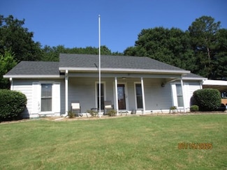 37 Lee Road 918, Phenix City, AL 36870