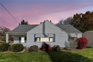 735 30th St NW, Canton, OH 44709