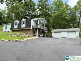 1076 5 Points Richmond Rd, Bangor, PA 18013