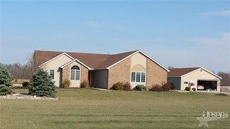 9205 Maples Rd, Fort Wayne, IN 46816