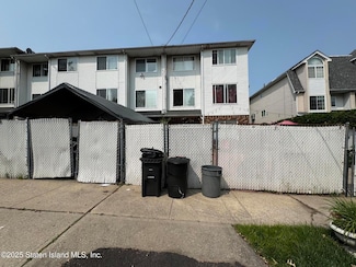 494 Winant Ave, Staten Island, NY 10309
