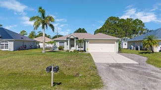 8365 103rd Ct, Vero Beach, FL 32967