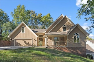 308 NW Briarcliff Cir, Kansas City, MO 64116