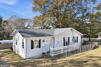 1304 Pine Valley Rd, Gainesville, GA 30501