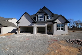 72 Sycamore Hill Dr, Clarksville, TN 37042