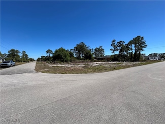3915 26th St SW, Lehigh Acres, FL 33976