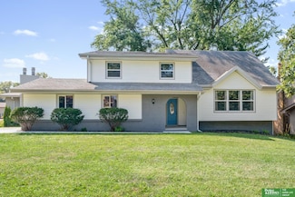 3501 Leawood Dr, Bellevue, NE 68123