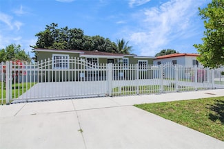 928 W 31st St, Hialeah, FL 33012