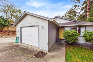 296 Artino St, Eureka, CA 95503