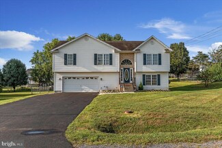 157 Rhoda Dr, Bunker Hill, WV 25413