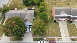 727 SE 10th St, Lee's Summit, MO 64081