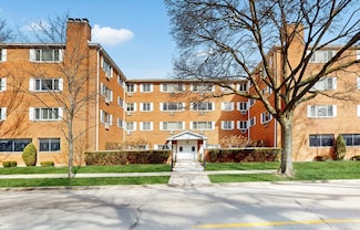 950 Washington Blvd, Oak Park, IL 60302